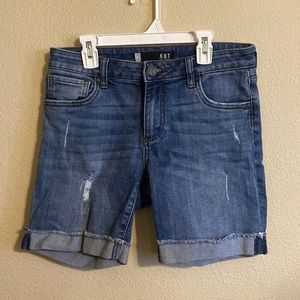 Kut from the Kloth Catherine boyfriend shorts size 0